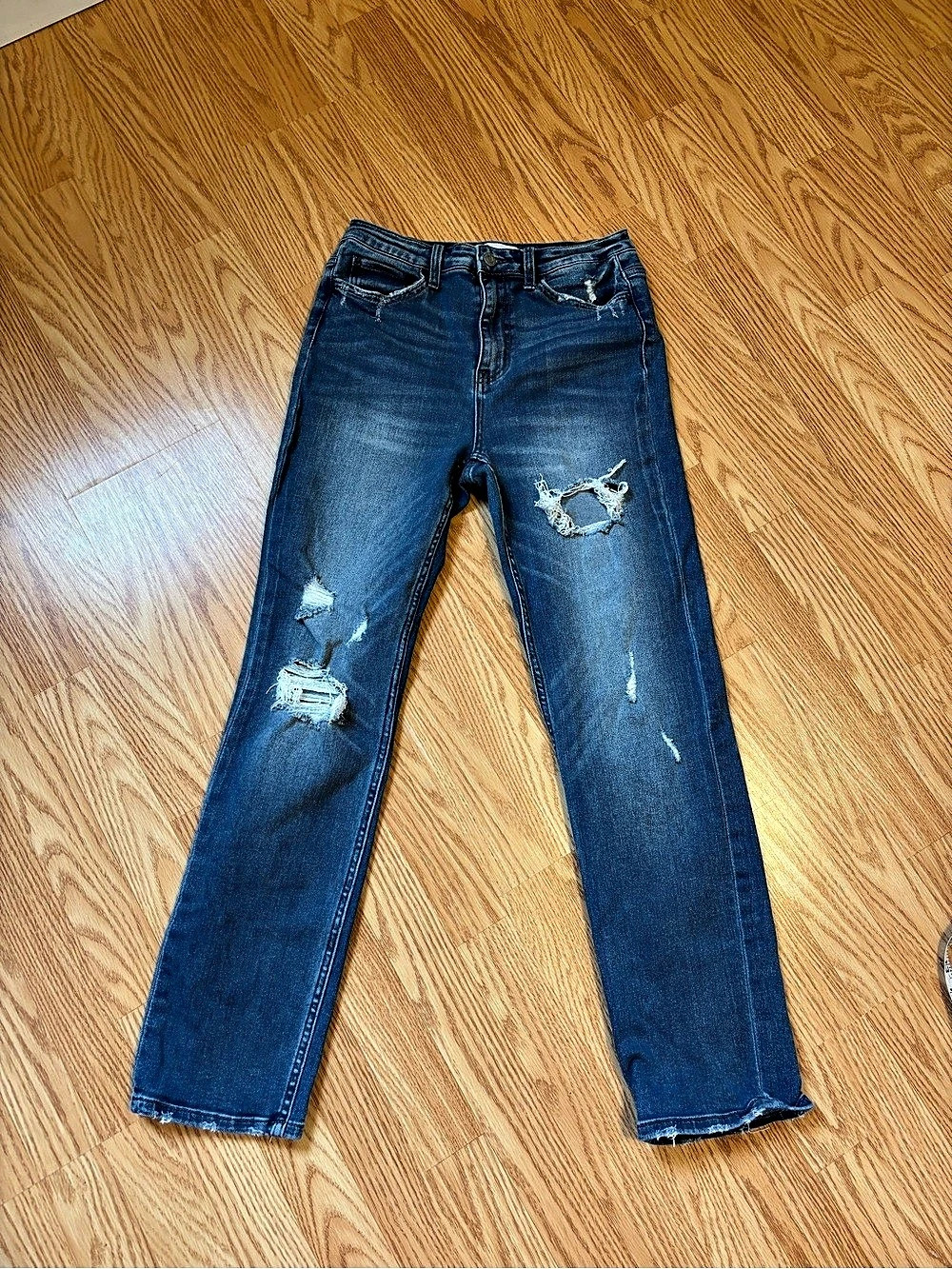 Vervet Women’s Blue Denim Mid Rise Skinny Distressed Stretch 5-Pocket 27